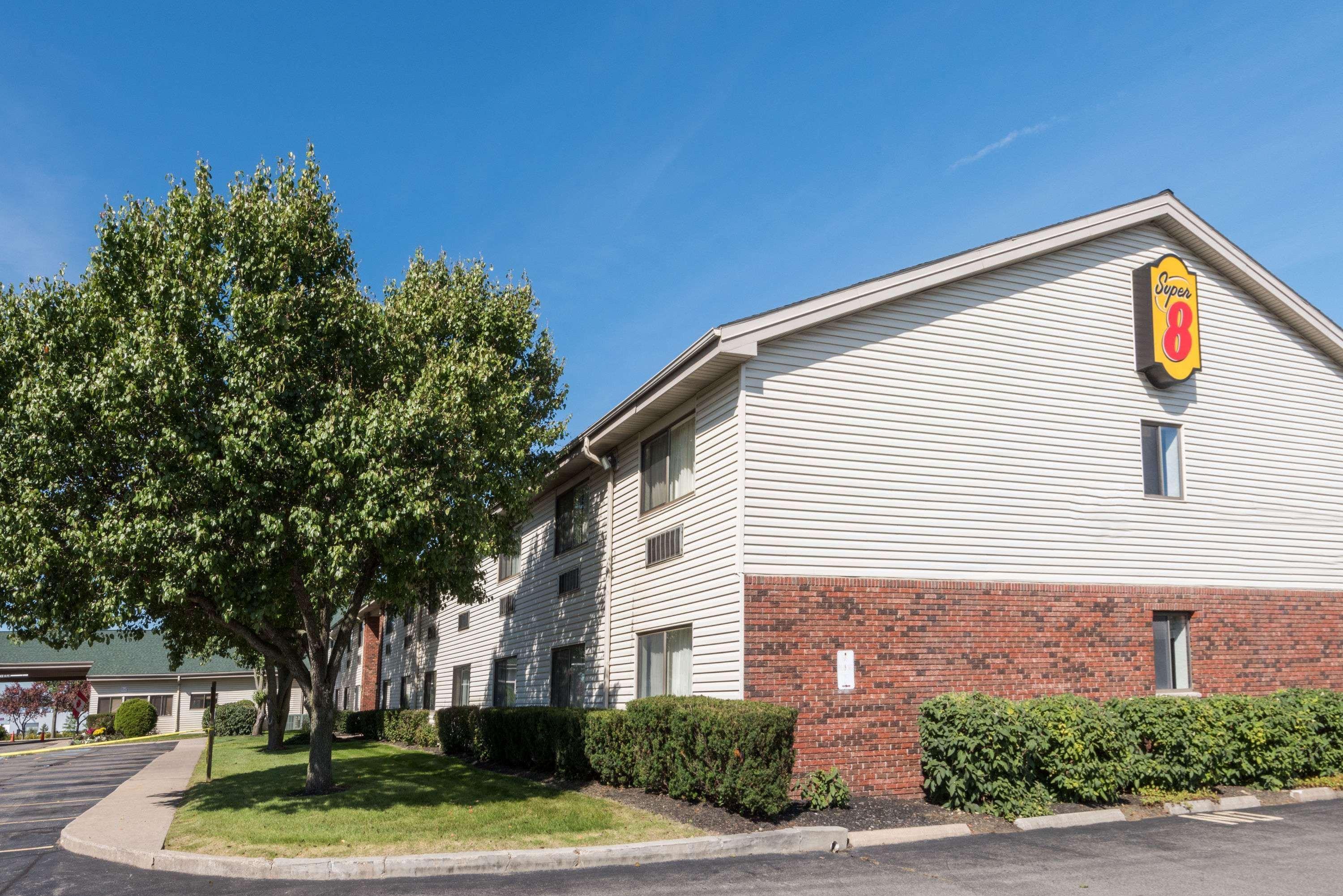 Super 8 By Wyndham Henrietta/Rochester Area Luaran gambar